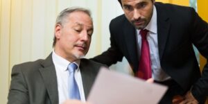 How Insolvency Lawyers Assist in Debt Restructuring